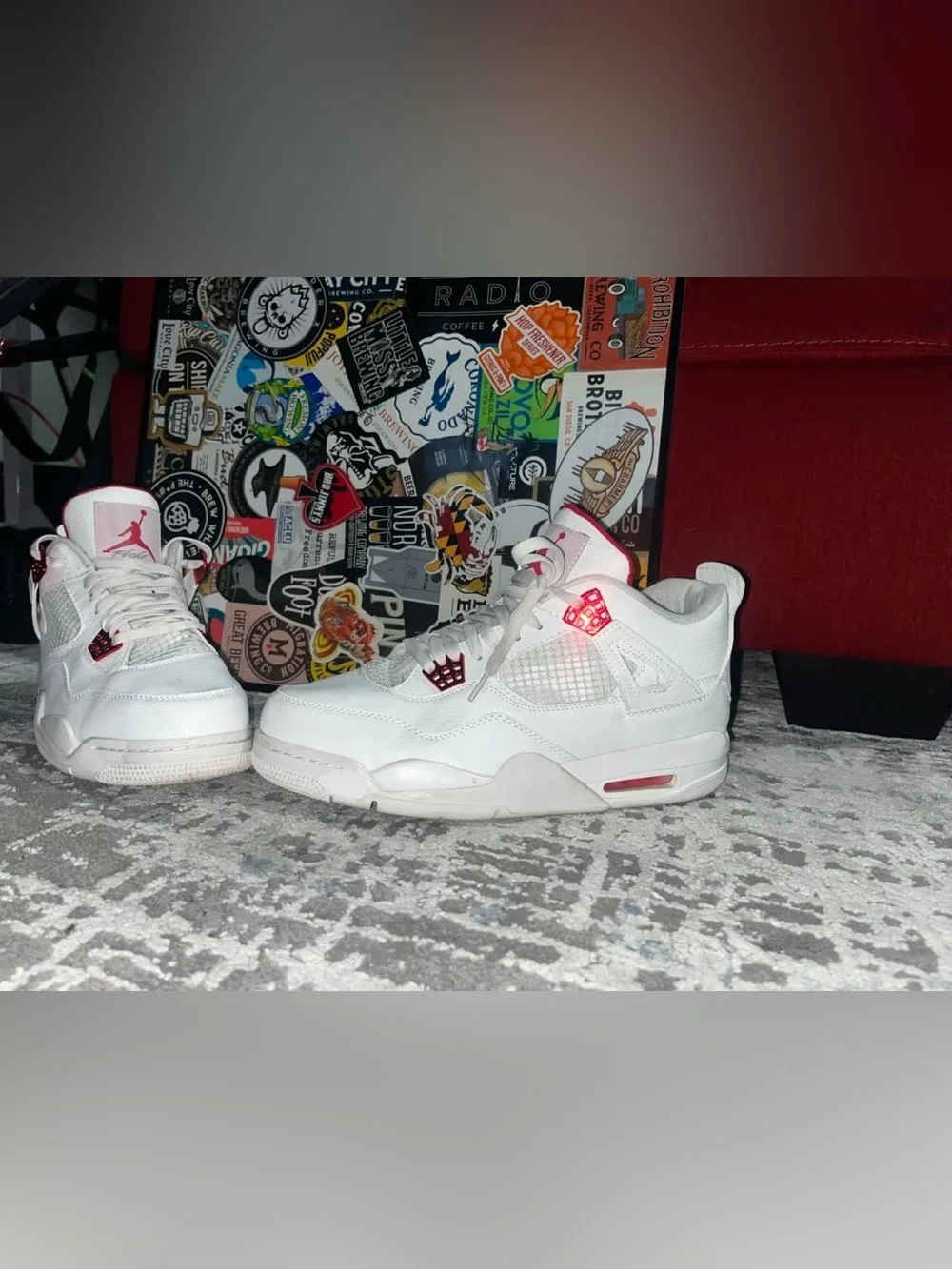 Air Jordan 4 Retro Metallic Red